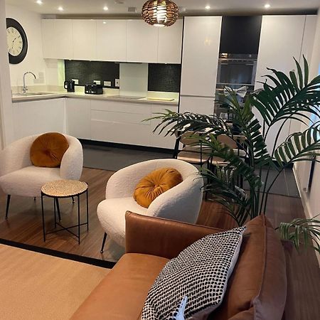 Superior Cambridge 2 Bed Apartment Inc King Bed Trumpington Екстериор снимка