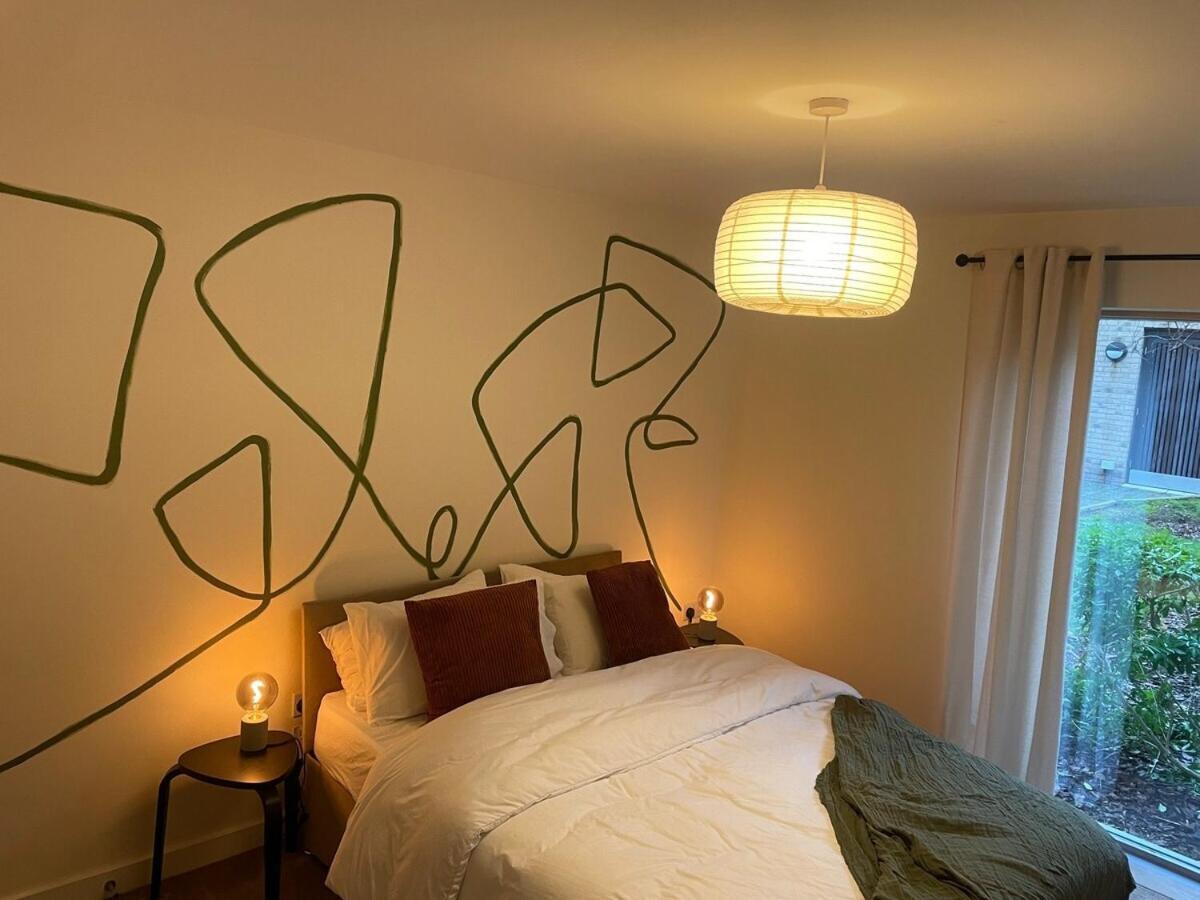 Superior Cambridge 2 Bed Apartment Inc King Bed Trumpington Екстериор снимка