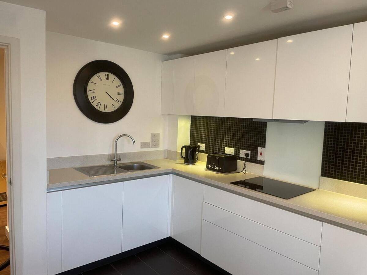 Superior Cambridge 2 Bed Apartment Inc King Bed Trumpington Екстериор снимка