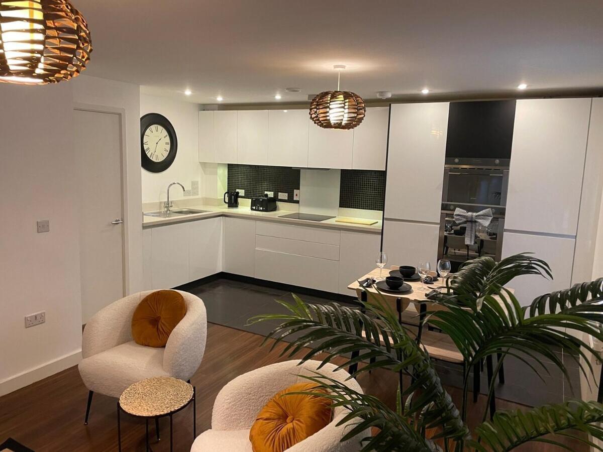 Superior Cambridge 2 Bed Apartment Inc King Bed Trumpington Екстериор снимка