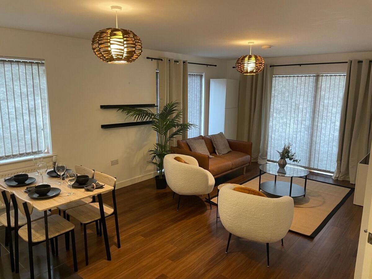 Superior Cambridge 2 Bed Apartment Inc King Bed Trumpington Екстериор снимка