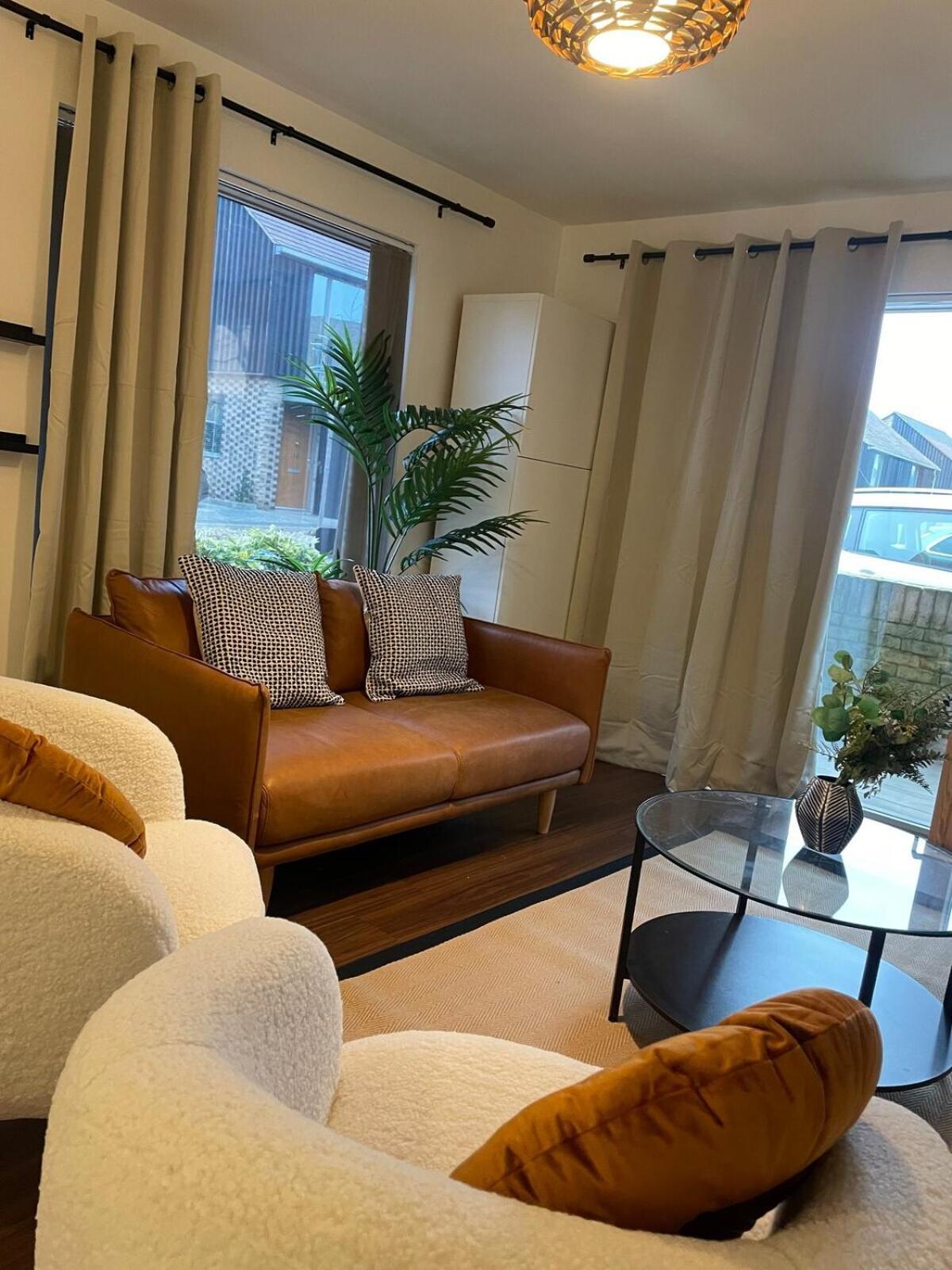 Superior Cambridge 2 Bed Apartment Inc King Bed Trumpington Екстериор снимка